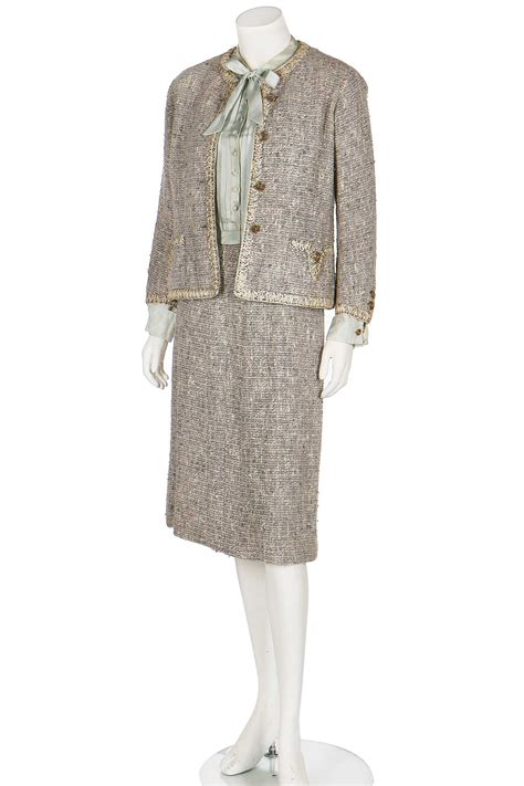 chanel suit 1960s|vintage Chanel boutique.